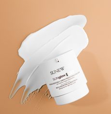 krem spf z rozmazanym śladem